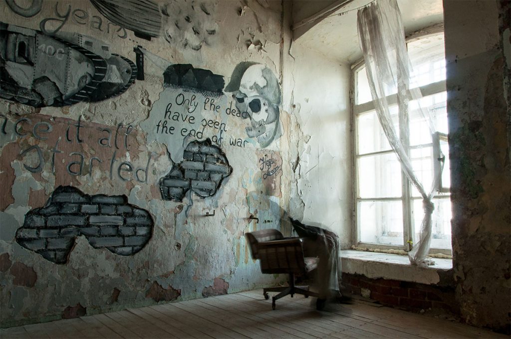 Patarei-Merekindlus---Estonia-Tallinn-prison-graffiti-only-the-dead-have-seen-the-end-of-war