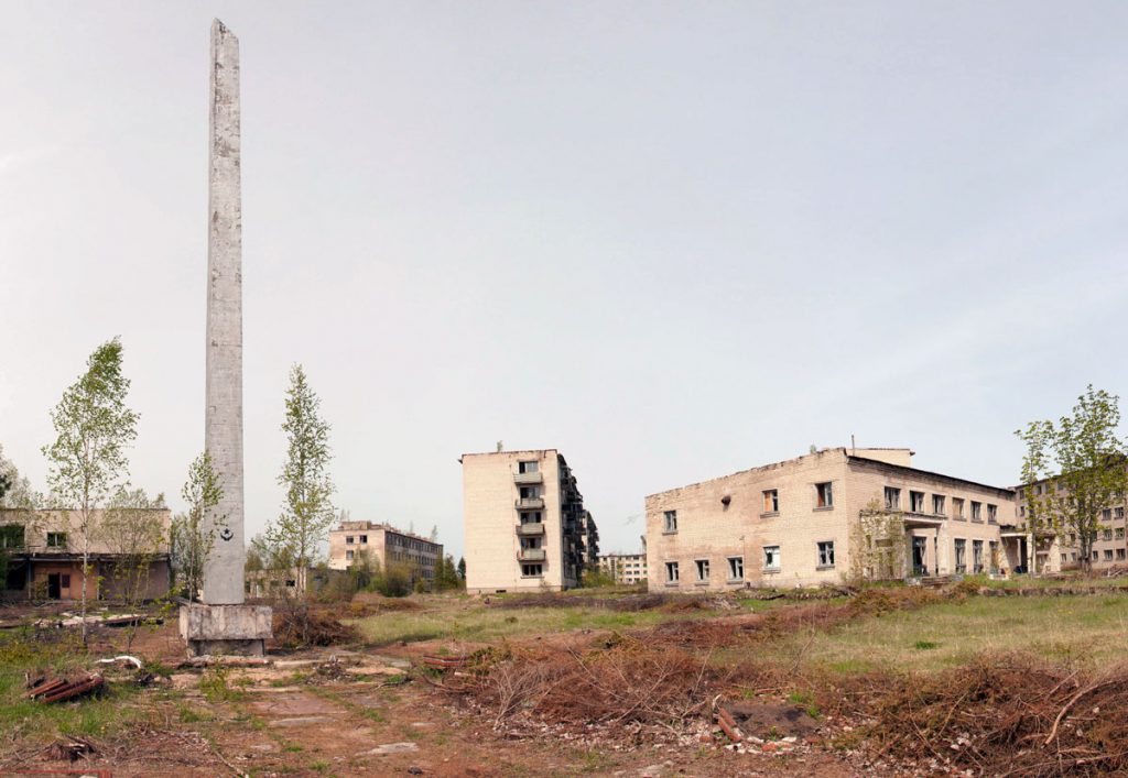 latvia-skrunda-1-abandoned-soviet-secret-town-outside